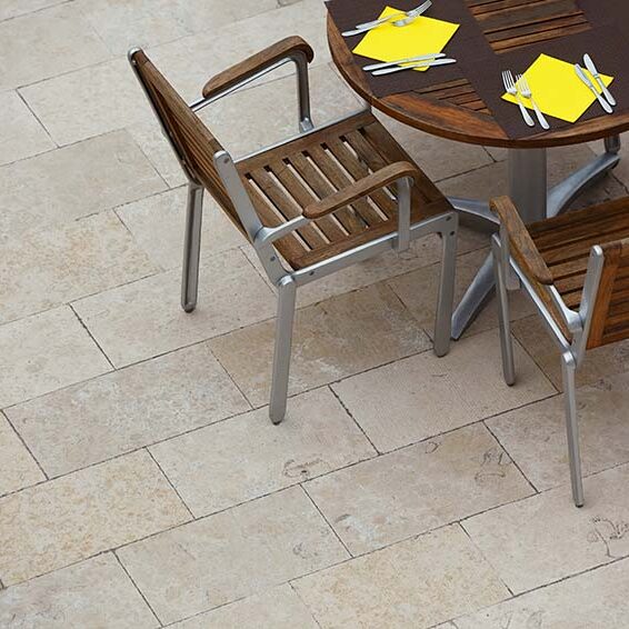 Carrelage terrasse- Batisol - Soultz Haut-Rhin - aménagements extérieurs